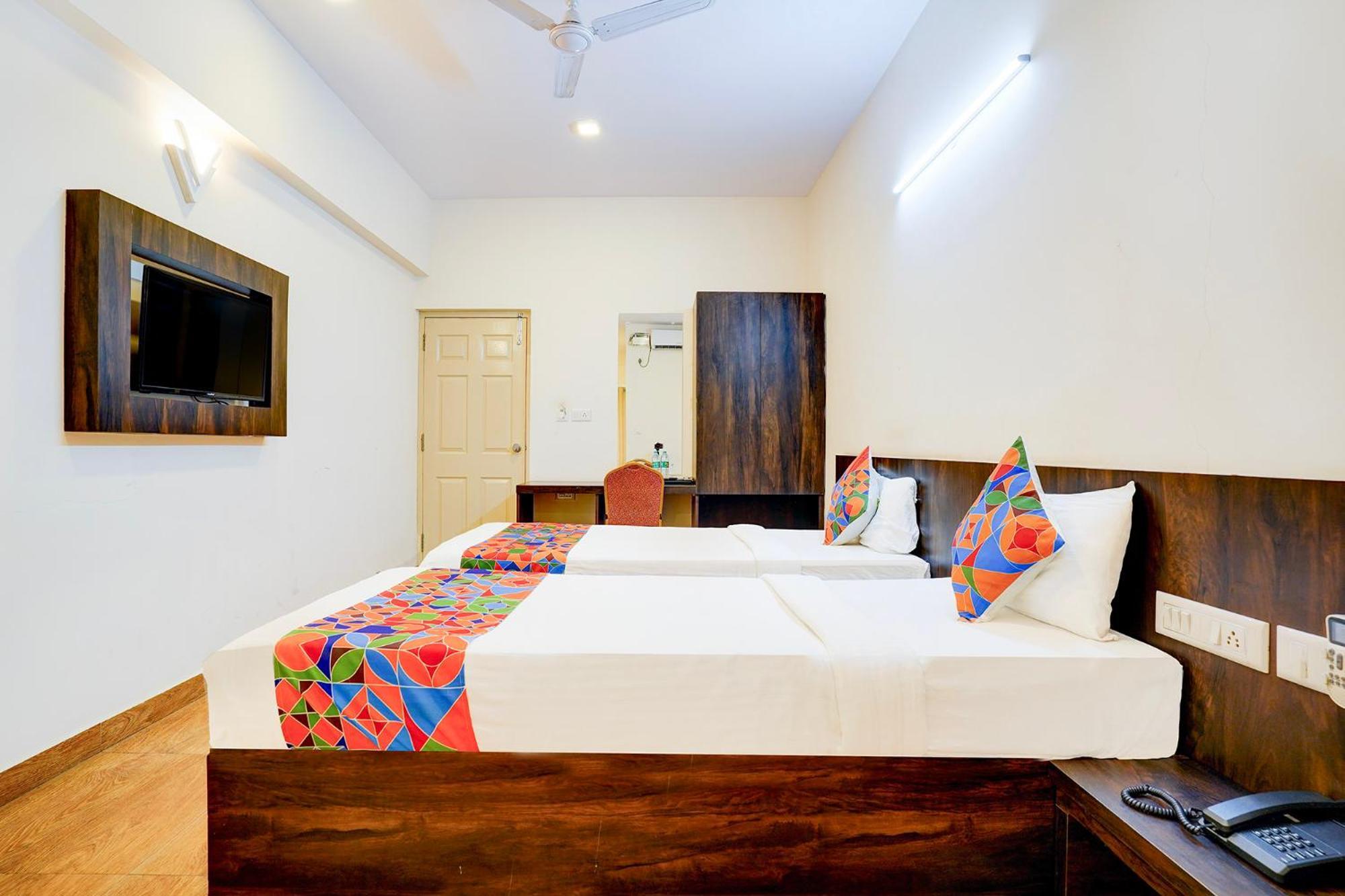 Fabhotel Grk Comforts - Jayanagar Bangalore Eksteriør billede