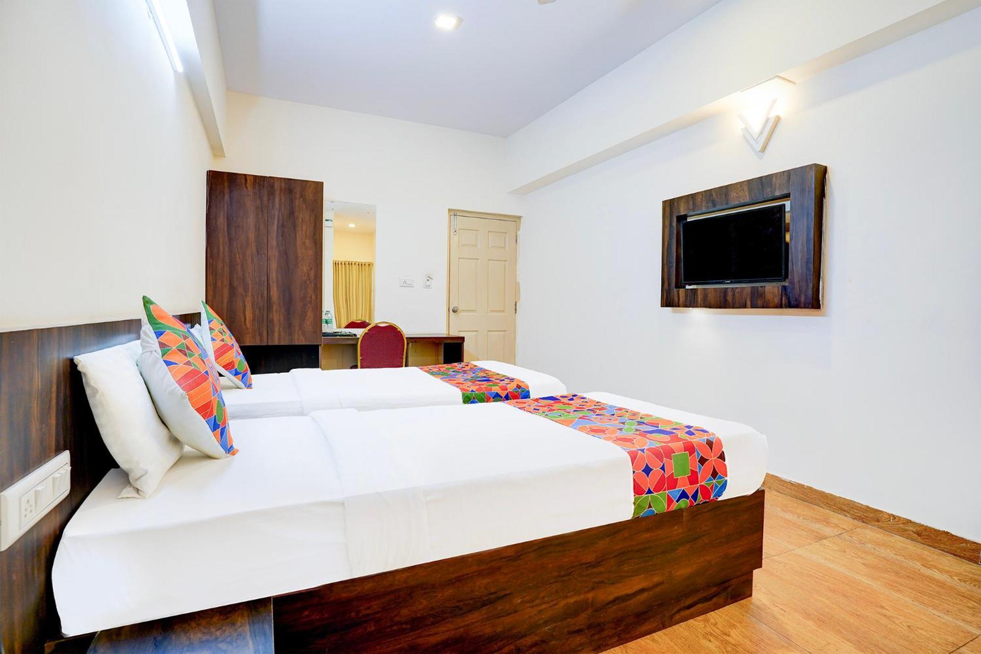 Fabhotel Grk Comforts - Jayanagar Bangalore Eksteriør billede