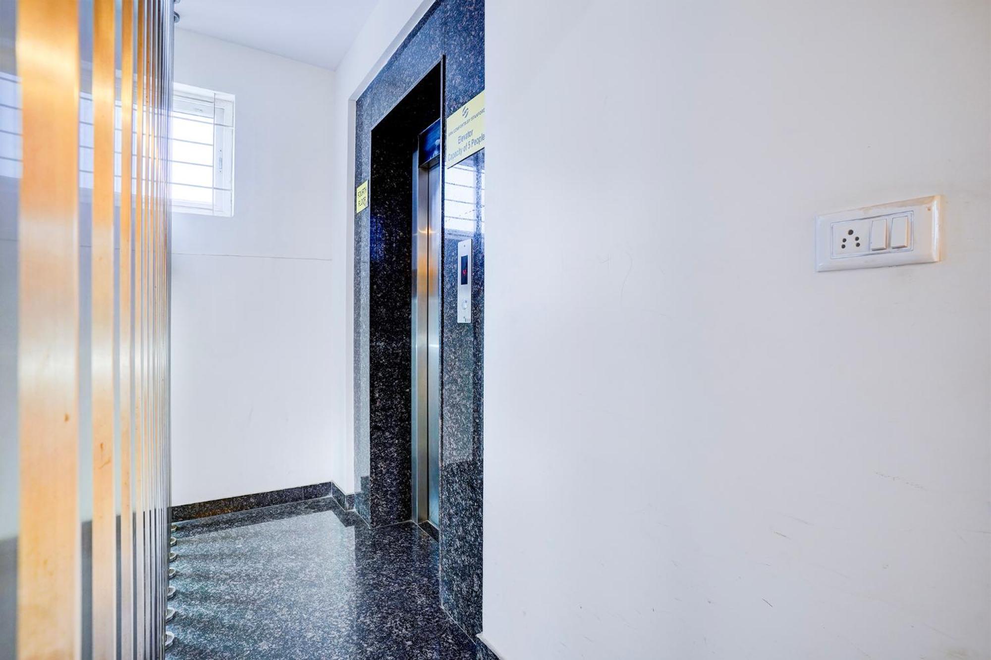 Fabhotel Grk Comforts - Jayanagar Bangalore Eksteriør billede
